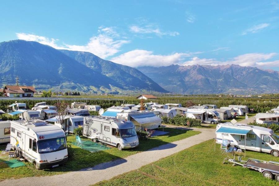 Camping Arquin, Lana