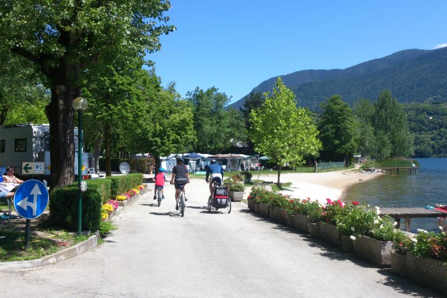 Camping Penisola Verde, Calceranica Al Lago